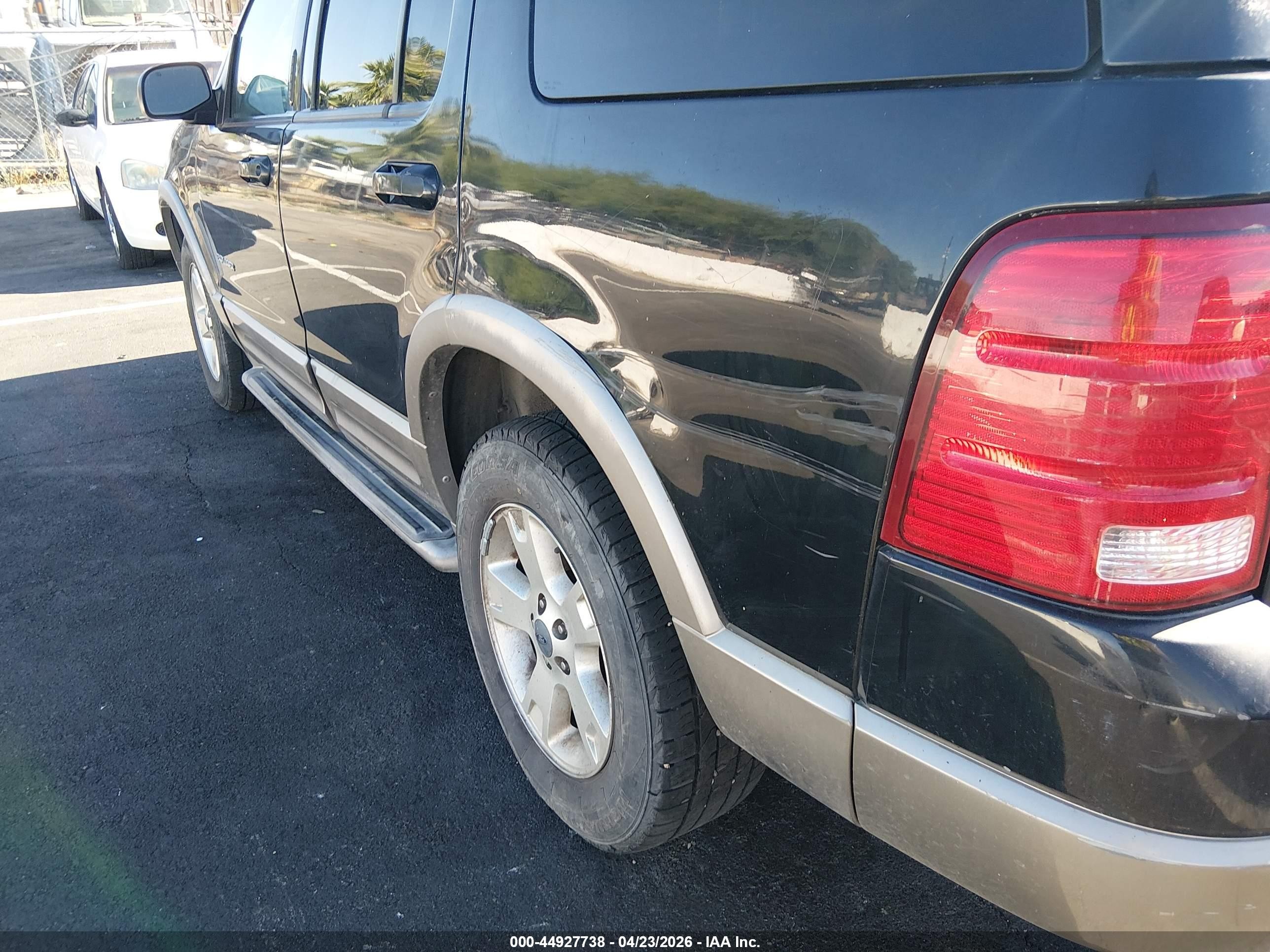 2004 Ford Explorer Eddie Bauer Black vin: 1FMDU64W44UA63507