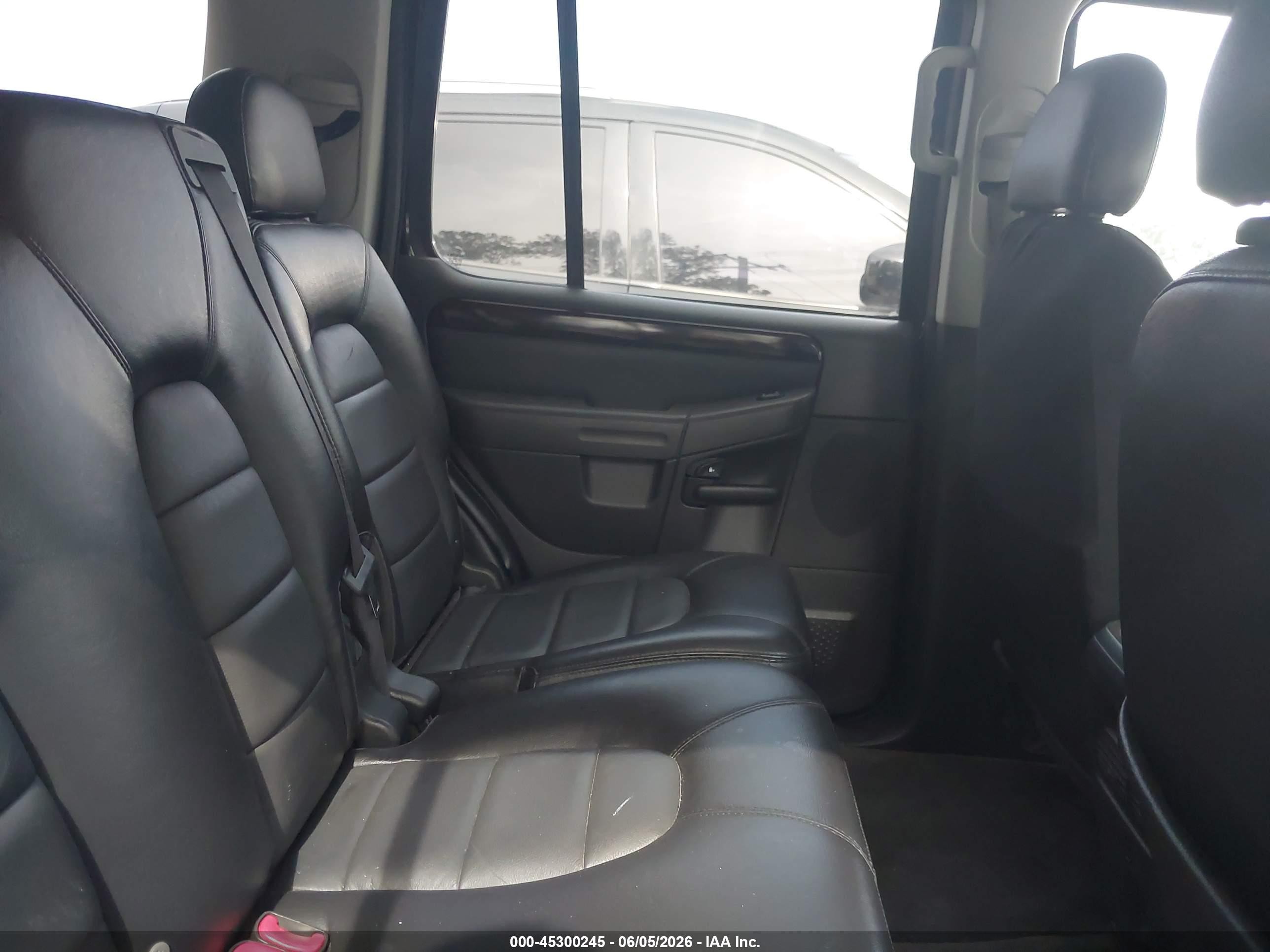 2005 Ford Explorer Limited Black vin: 1FMDU65W15UA80409