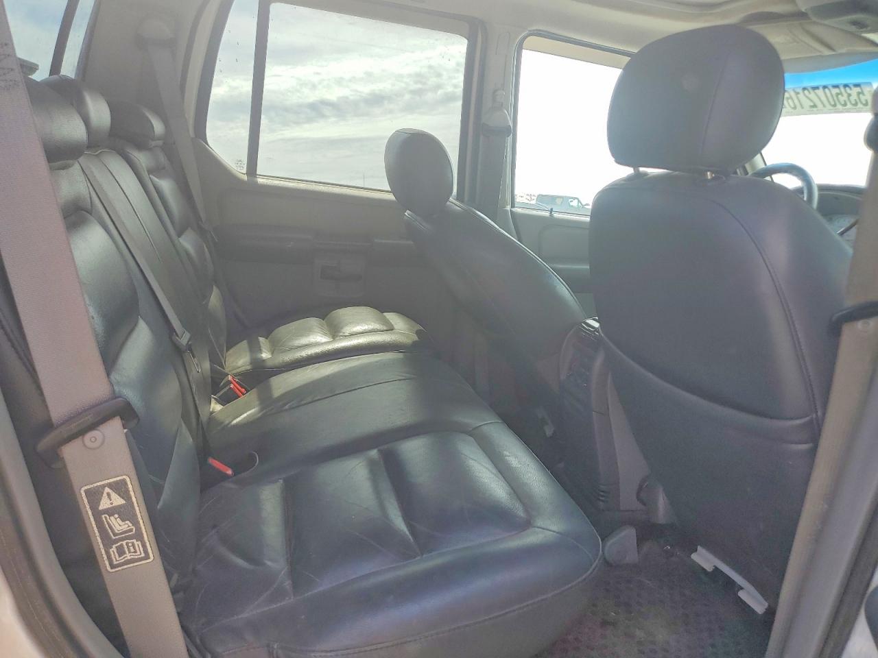 2003 Ford Explorer Sport Trac White vin: 1FMDU67E93UC58648