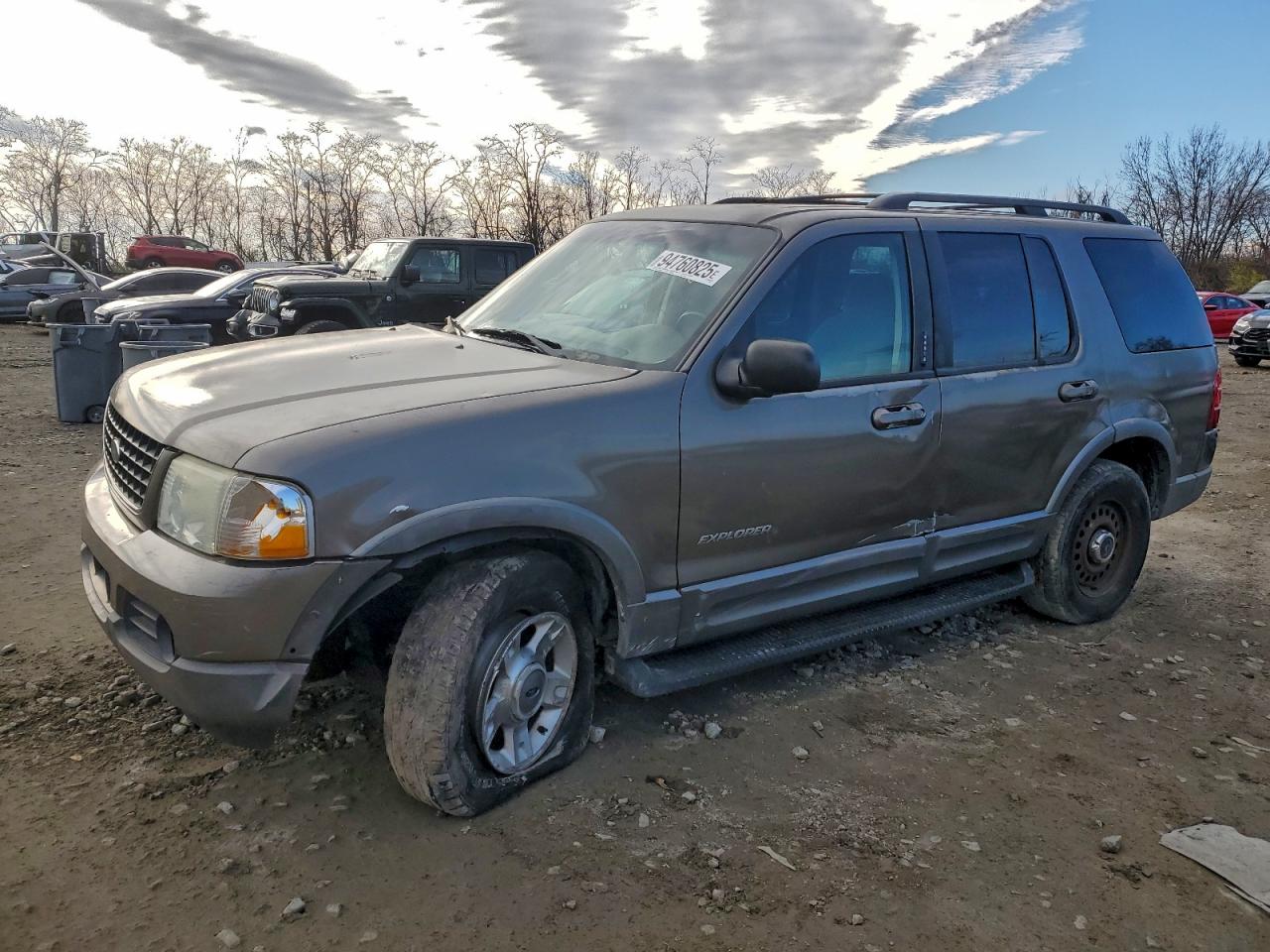 2002 Ford Explorer Xlt Gold vin: 1FMDU73E02ZC11313