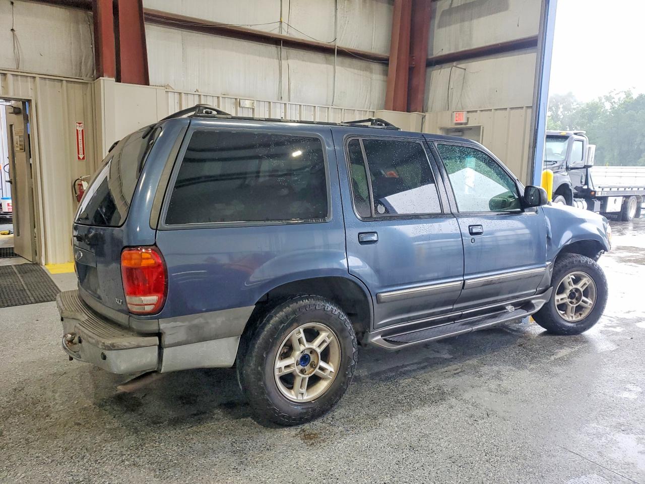 2001 Ford Explorer Xlt Синий vin: 1FMDU73E11ZA27626