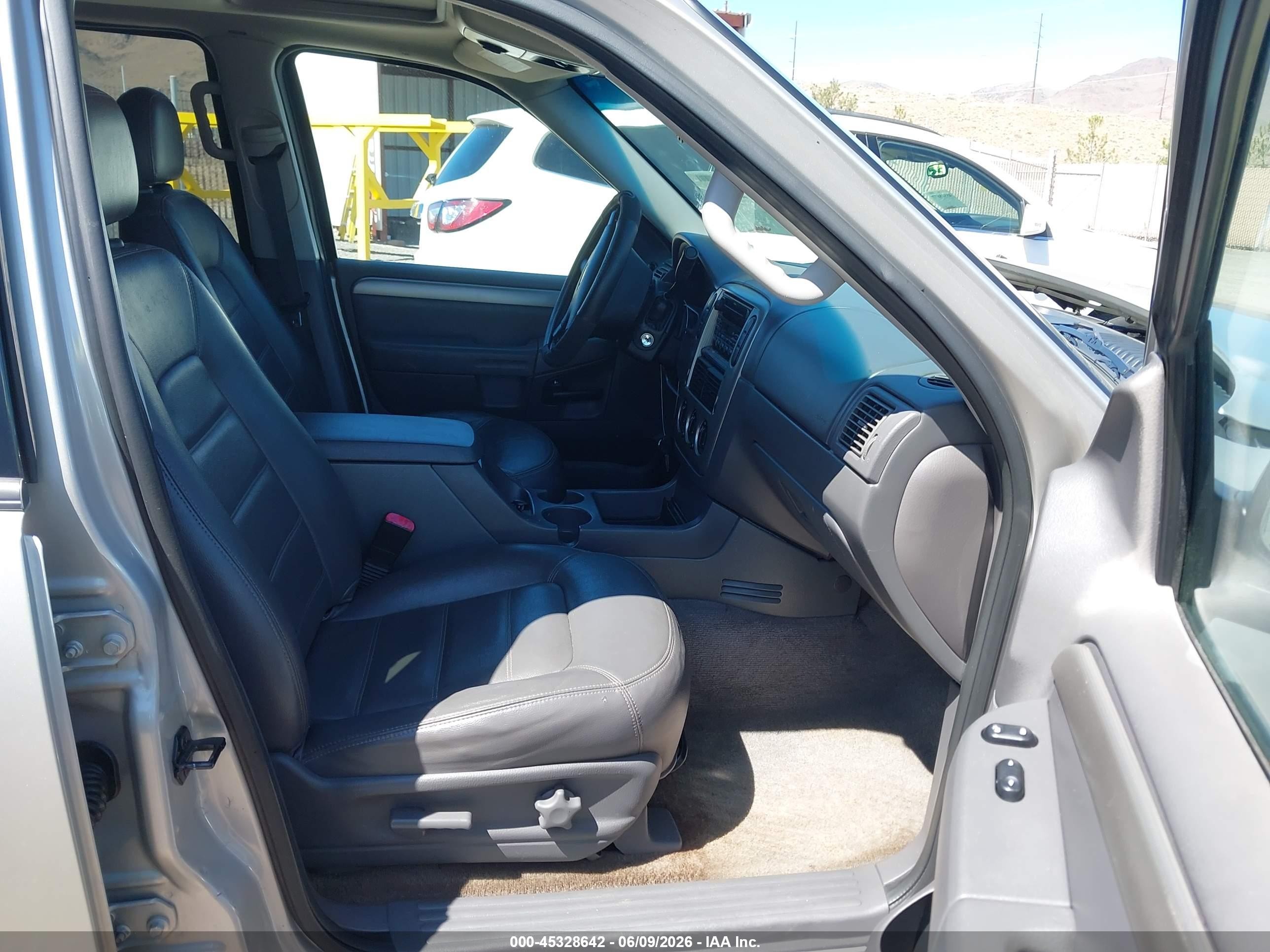 2003 Ford Explorer Xlt/xlt Sport/nbx Silver vin: 1FMDU73E13ZB05406