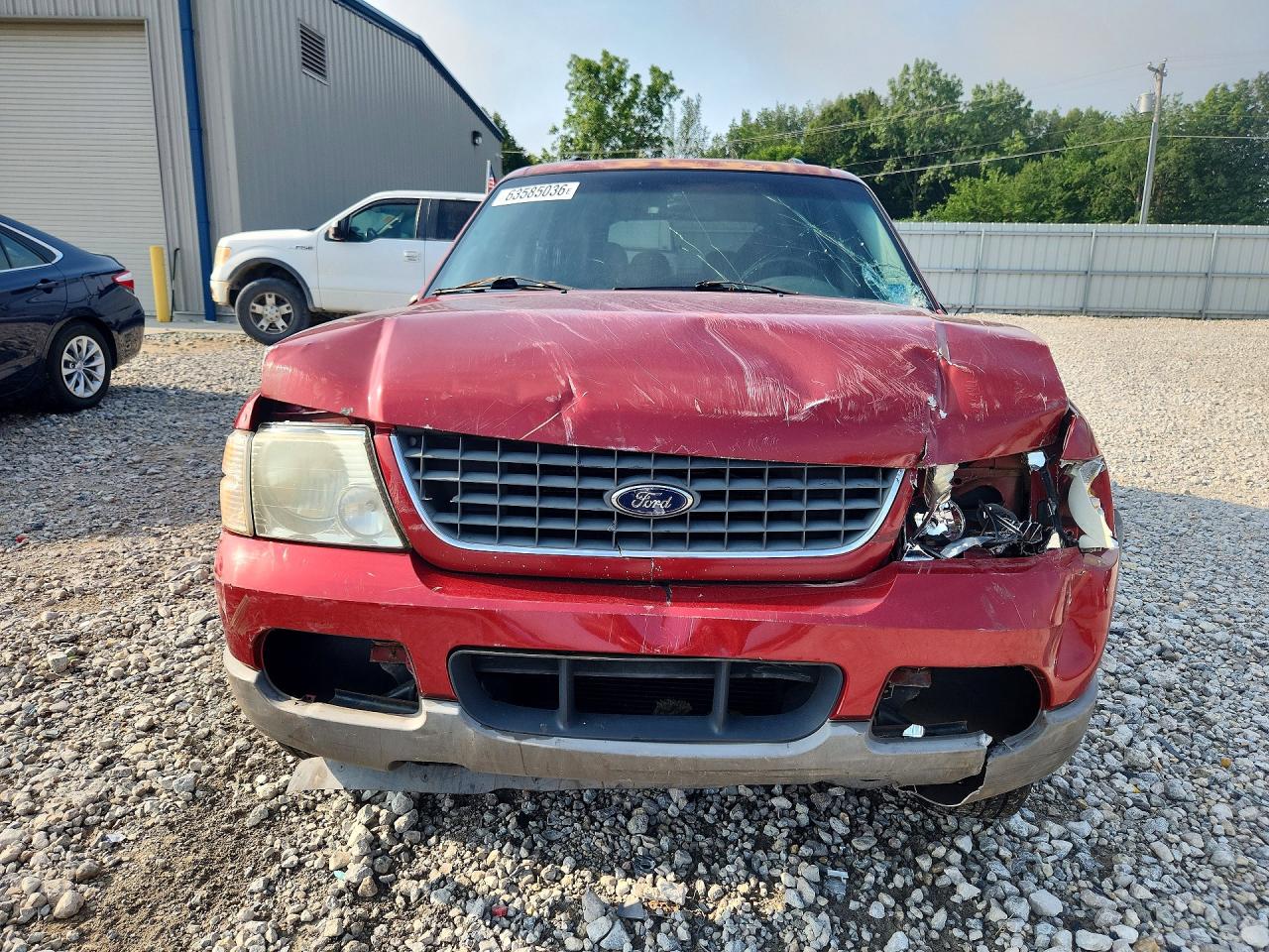 2002 Ford Explorer Xlt Red vin: 1FMDU73E22ZA93216