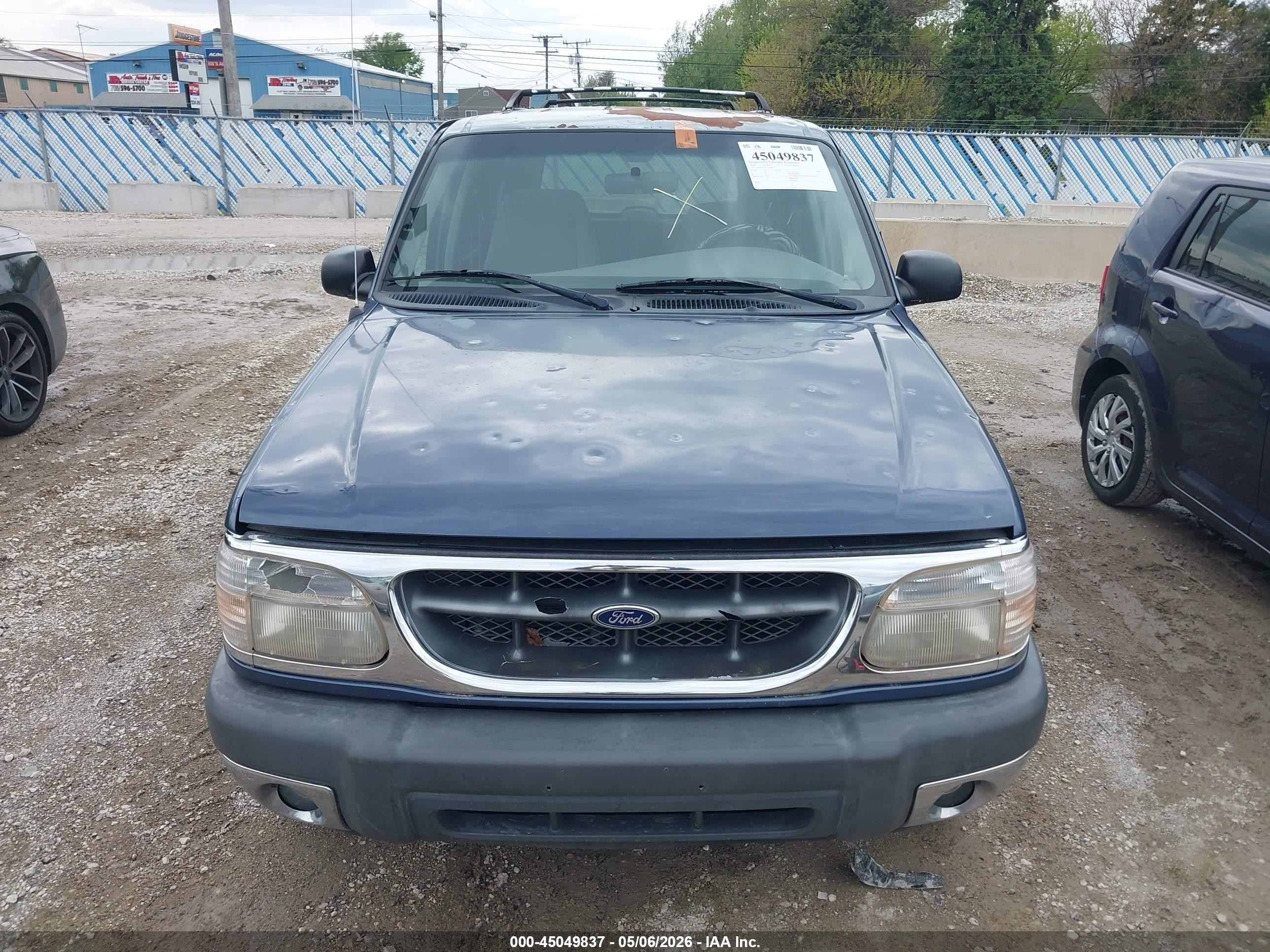 2000 Ford Explorer Xlt Синий vin: 1FMDU73E3YZB68076