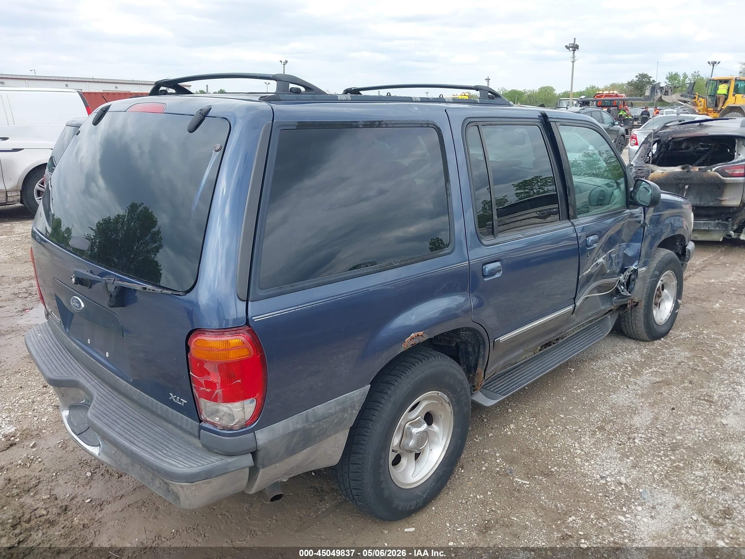 2000 Ford Explorer Xlt Синий vin: 1FMDU73E3YZB68076