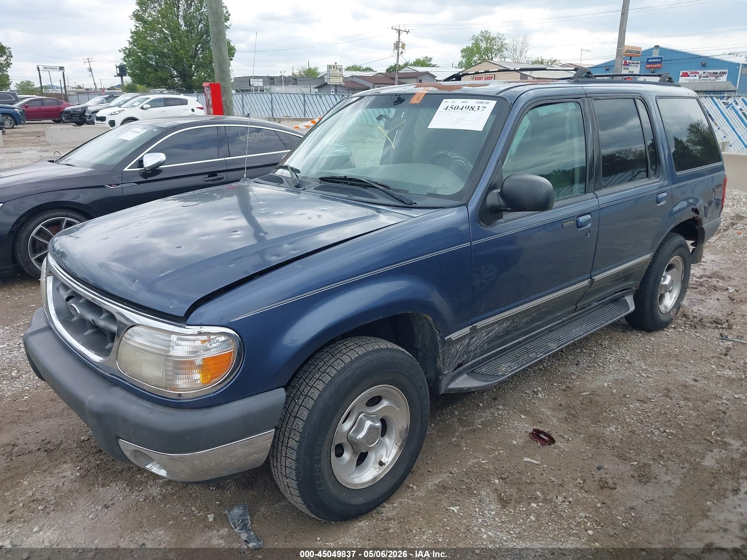 2000 Ford Explorer Xlt Синий vin: 1FMDU73E3YZB68076