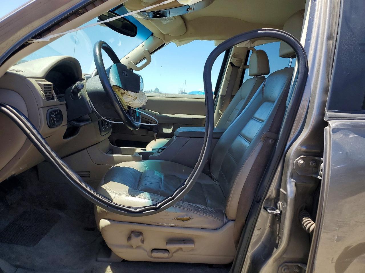 2002 Ford Explorer Xlt Gray vin: 1FMDU73E82UC36506