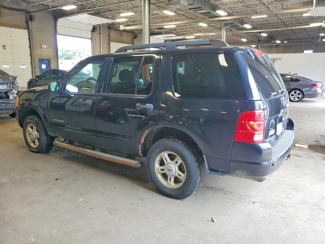 2005 Ford Explorer Xlt Black vin: 1FMDU73K05ZA45949