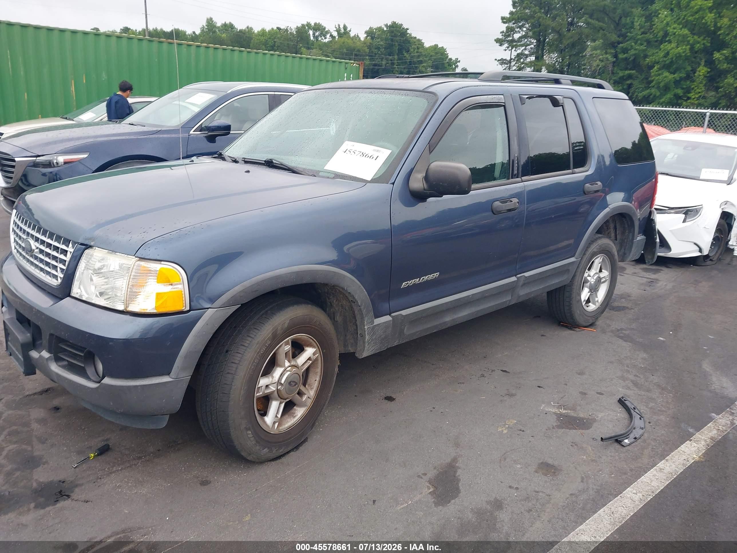 2003 Ford Explorer   Blue vin: 1FMDU73K33UC28997