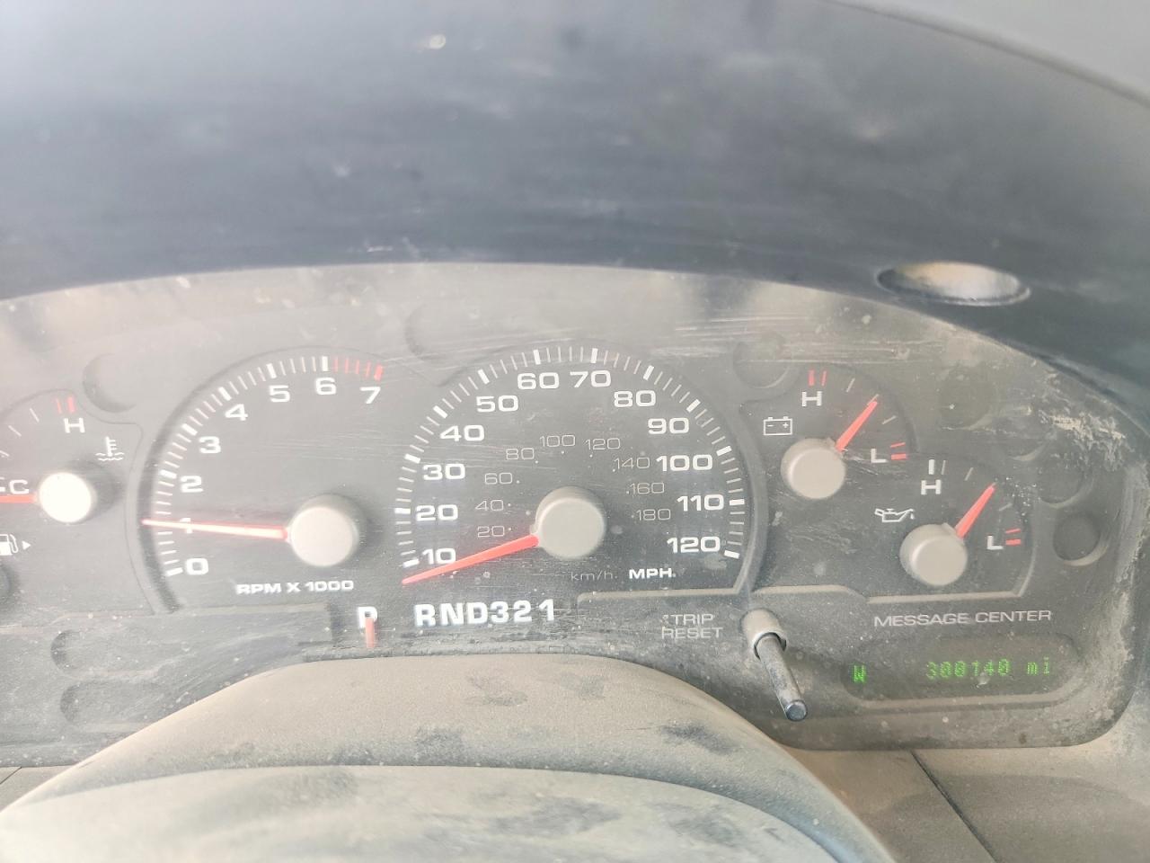 2005 Ford Explorer Xlt Silver vin: 1FMDU73K45UA21425