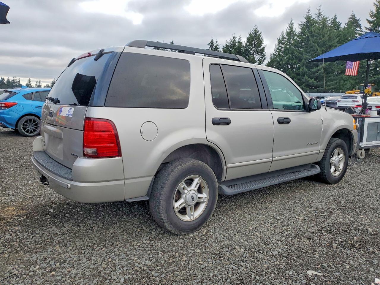 2005 Ford Explorer Xlt Gray vin: 1FMDU73K55ZA43257