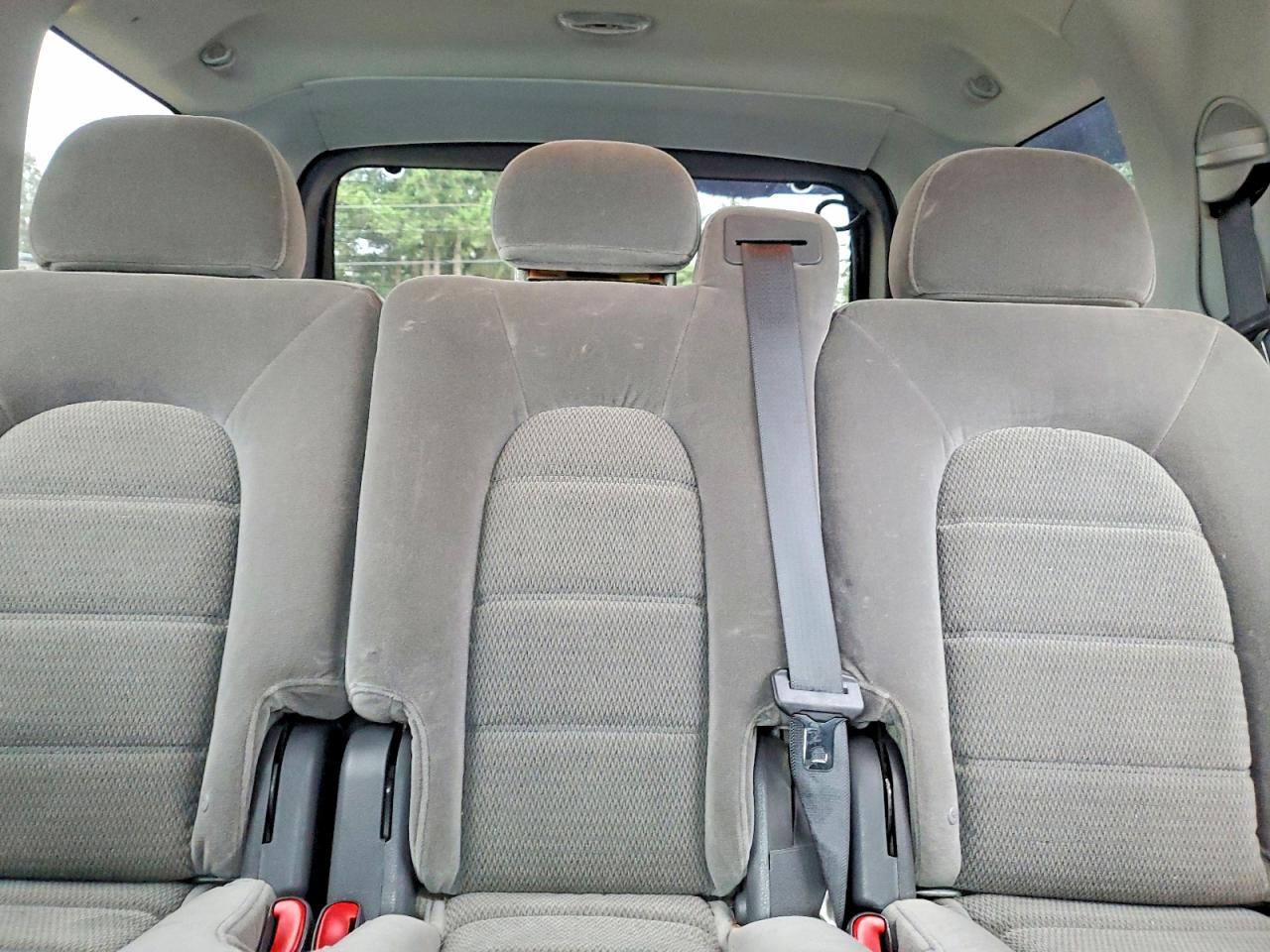 2005 Ford Explorer Xlt Gray vin: 1FMDU73K55ZA43257