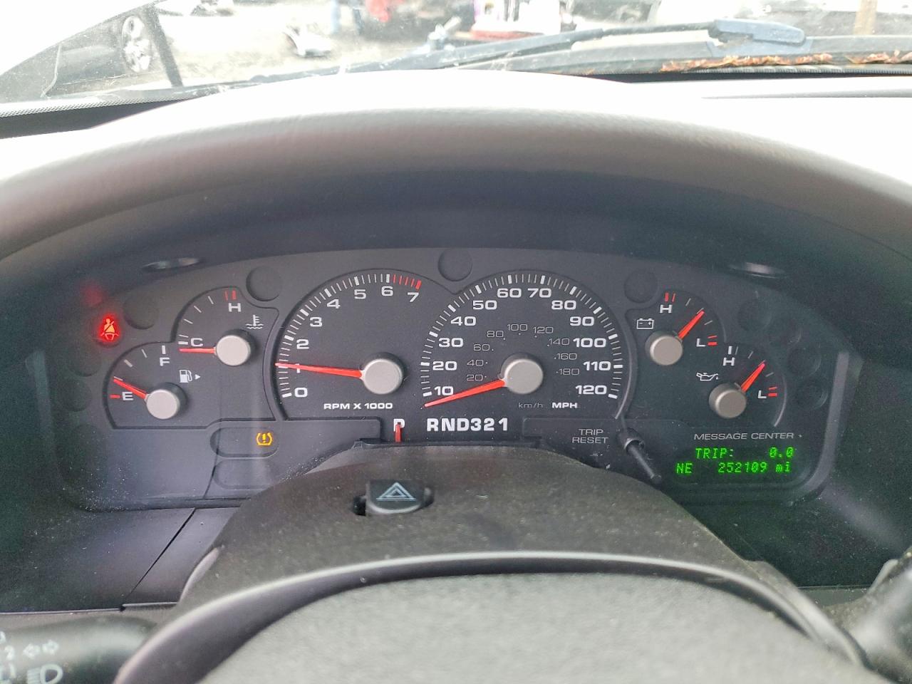 2005 Ford Explorer Xlt Gray vin: 1FMDU73K55ZA43257