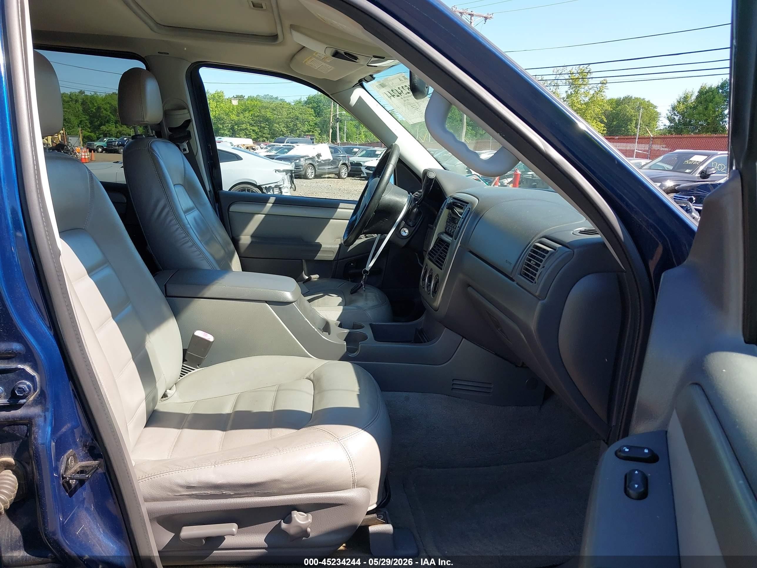 2004 Ford Explorer Nbx/xlt Blue vin: 1FMDU73KX4ZA75345