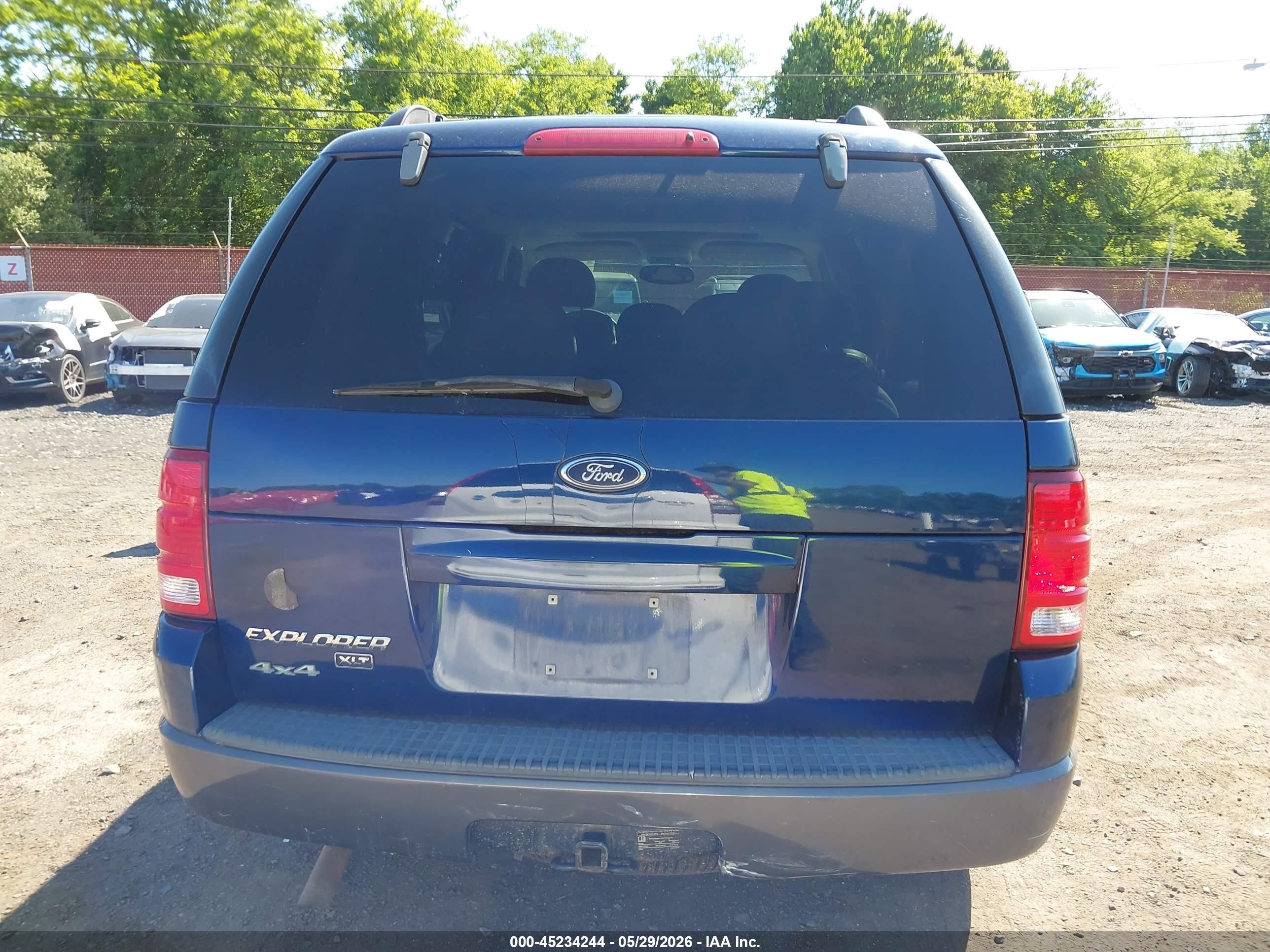 2004 Ford Explorer Nbx/xlt Blue vin: 1FMDU73KX4ZA75345