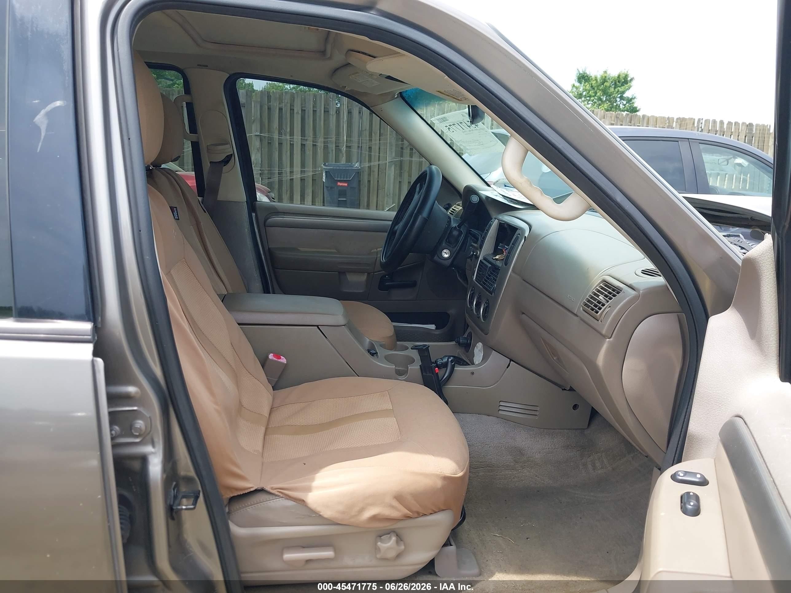 2003 Ford Explorer Nbx/xlt Gray vin: 1FMDU73W73UC29668