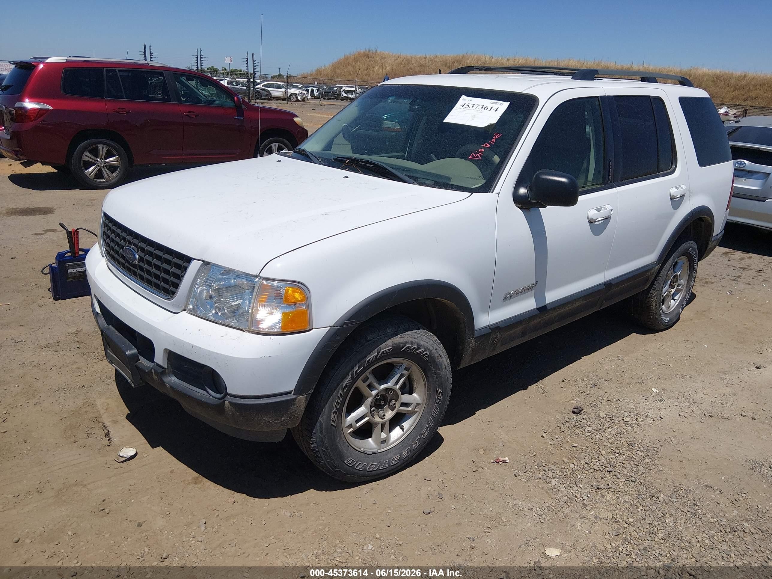 2002 Ford Explorer Eddie Bauer White vin: 1FMDU74E52ZB01940