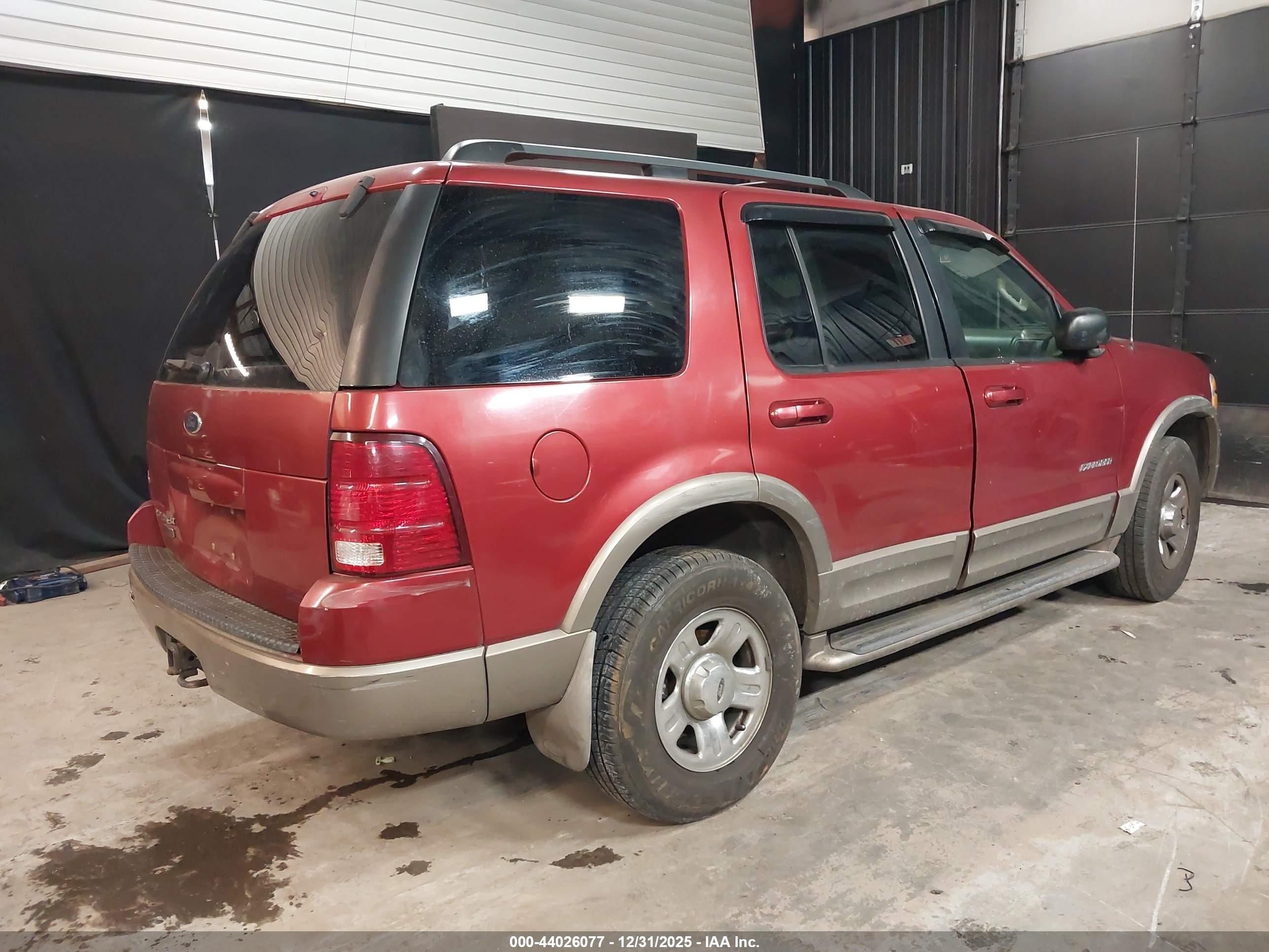 2002 Ford Explorer Eddie Bauer Red vin: 1FMDU74E72UC95786