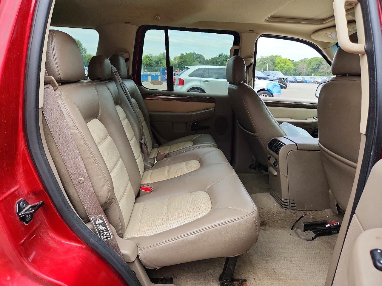 2003 Ford Explorer Eddie Bauer Red vin: 1FMDU74K03UA03287