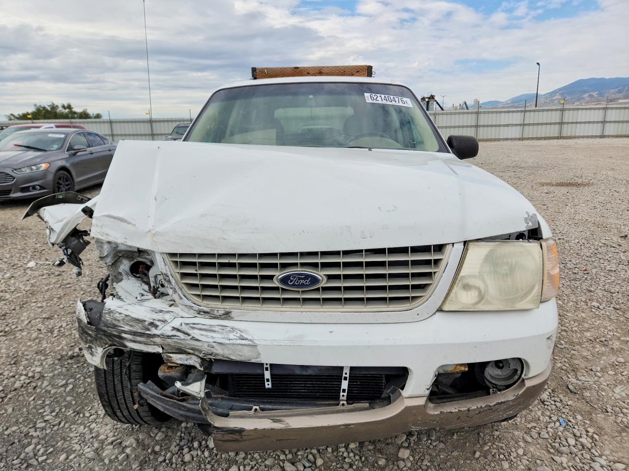2003 Ford Explorer Eddie Bauer Белый vin: 1FMDU74K03ZB15557
