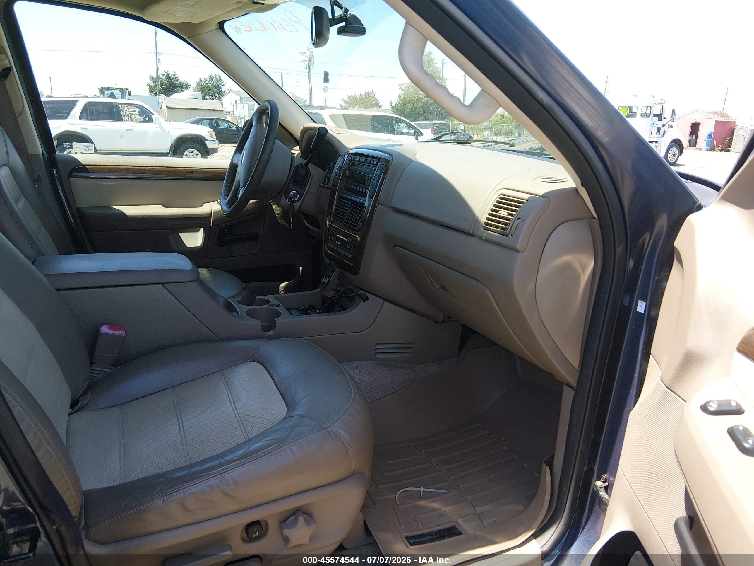 2005 Ford Explorer Eddie Bauer Blue vin: 1FMDU74K15UA04497