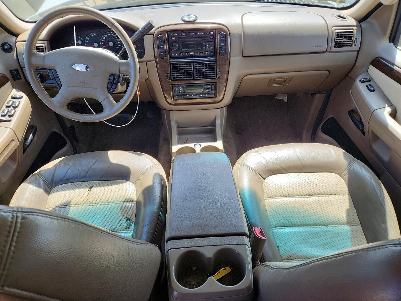 2005 Ford Explorer Eddie Bauer Белый vin: 1FMDU74W25UB79053