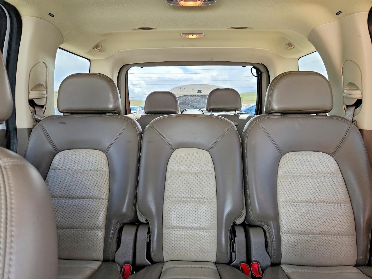 2002 Ford Explorer Eddie Bauer White vin: 1FMDU74W52ZB66280