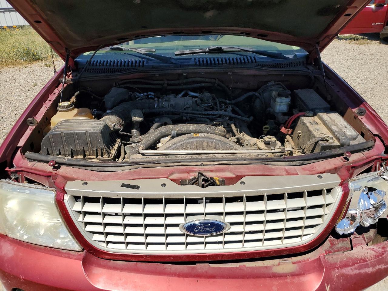 2005 Ford Explorer Eddie Bauer Red vin: 1FMDU74W75UA15197