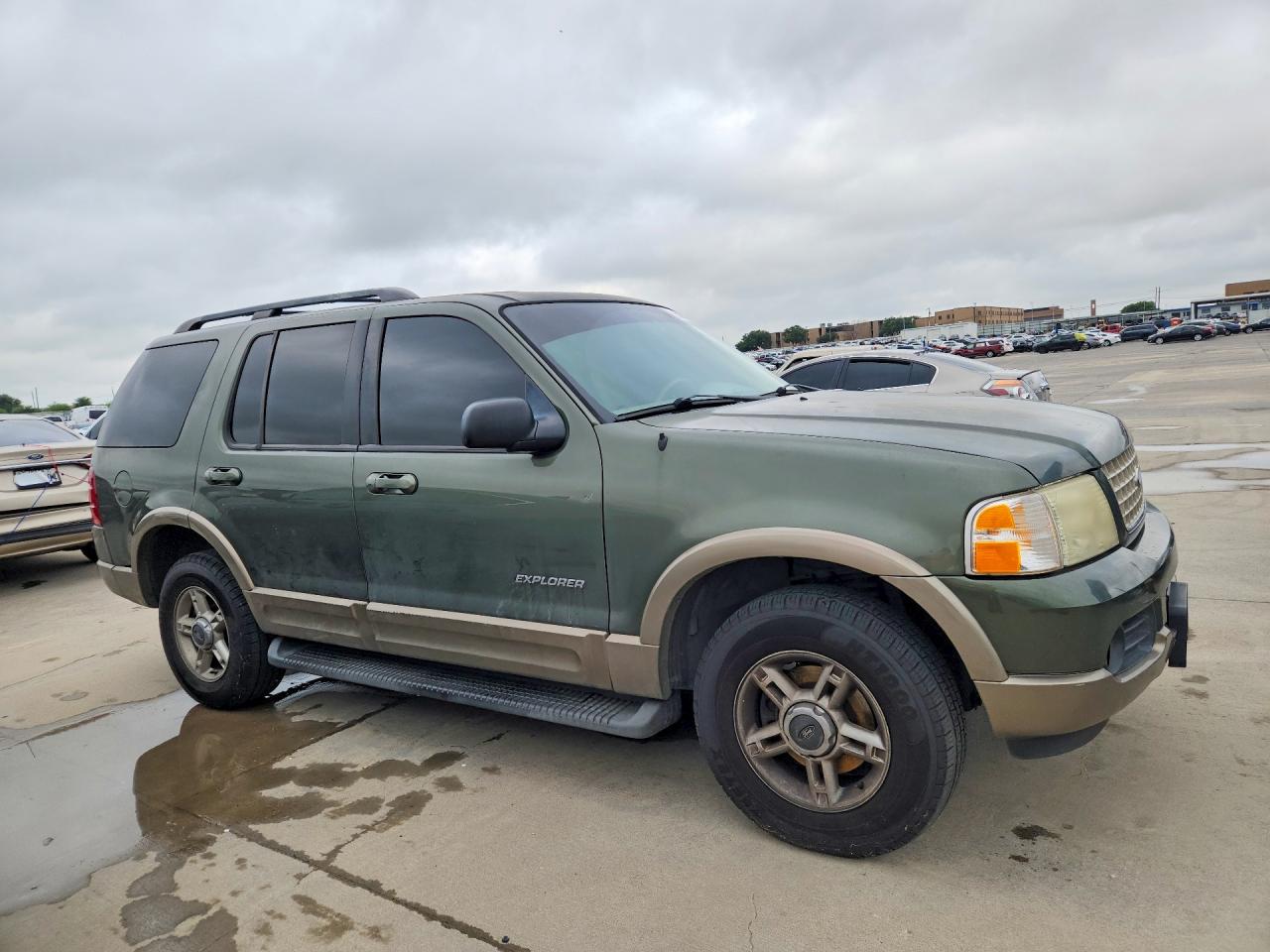 2002 Ford Explorer Eddie Bauer Green vin: 1FMDU74WX2ZC05137