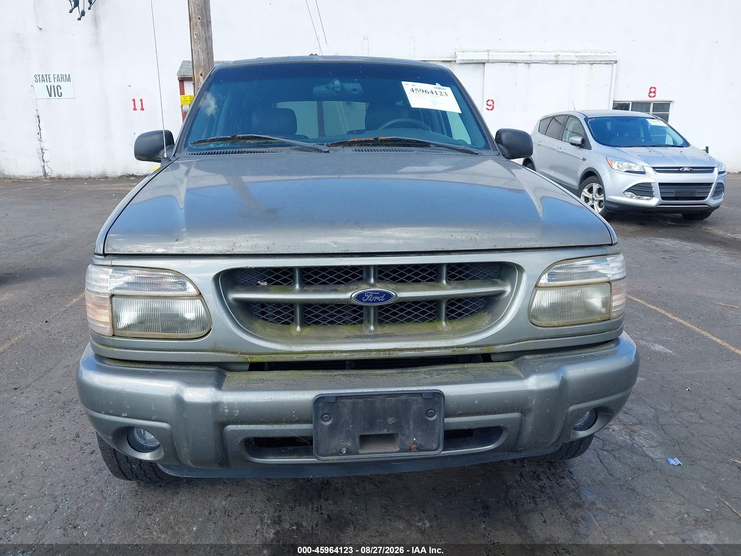 2000 Ford Explorer Limited Gray vin: 1FMDU75E2YZB93158