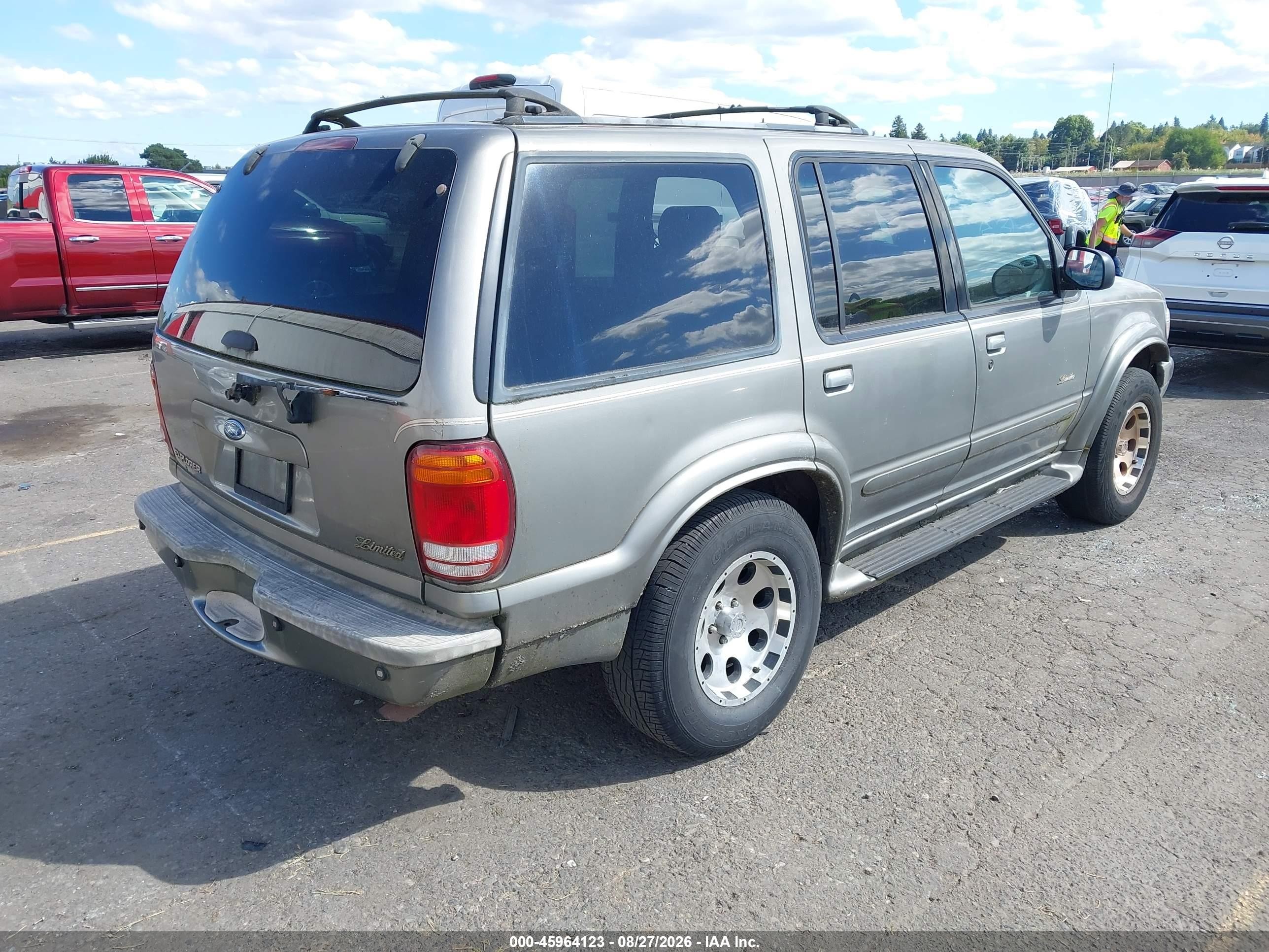 2000 Ford Explorer Limited Gray vin: 1FMDU75E2YZB93158