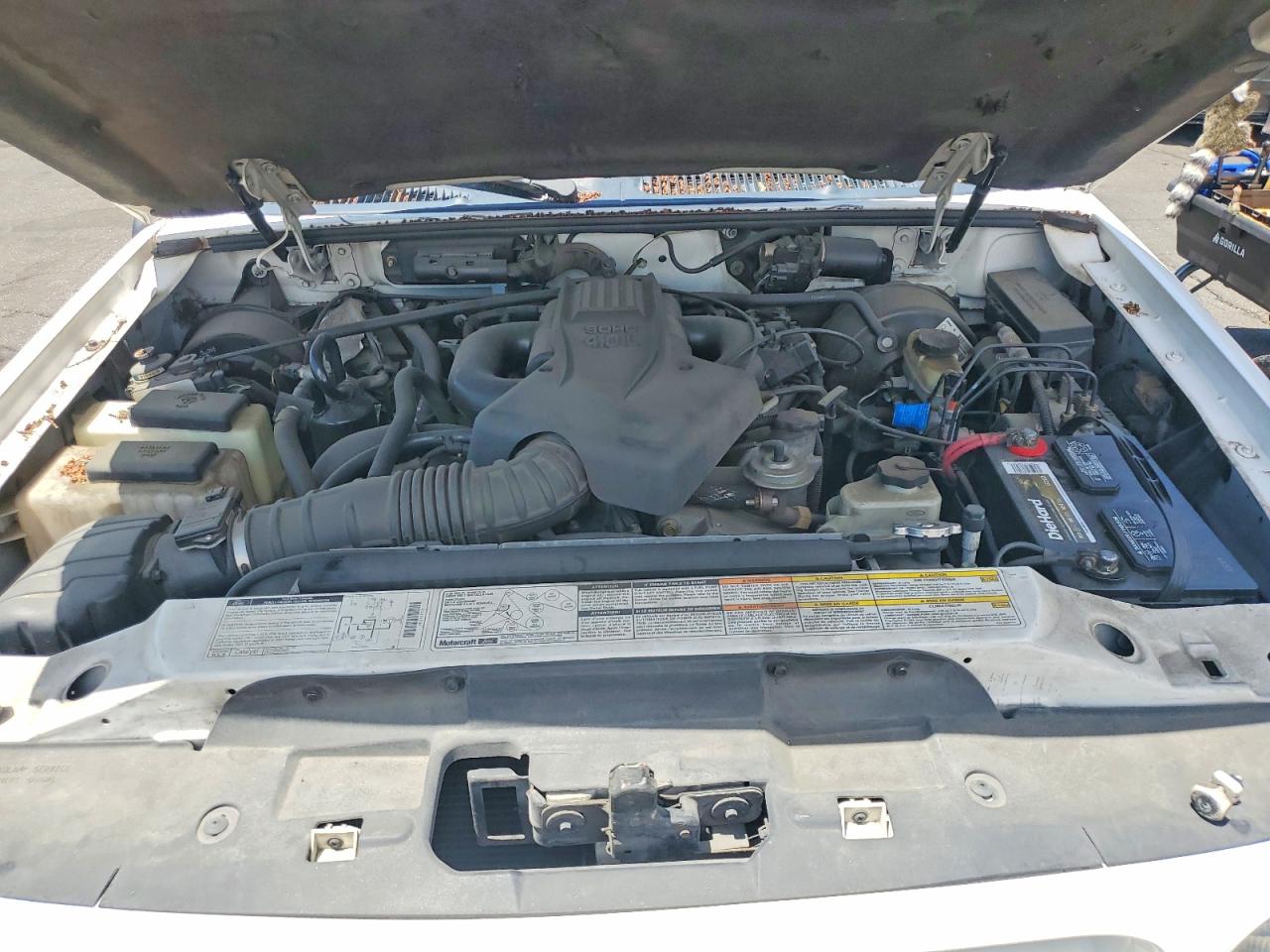 2001 Ford Explorer Eddie Bauer White vin: 1FMDU75E31ZA17063