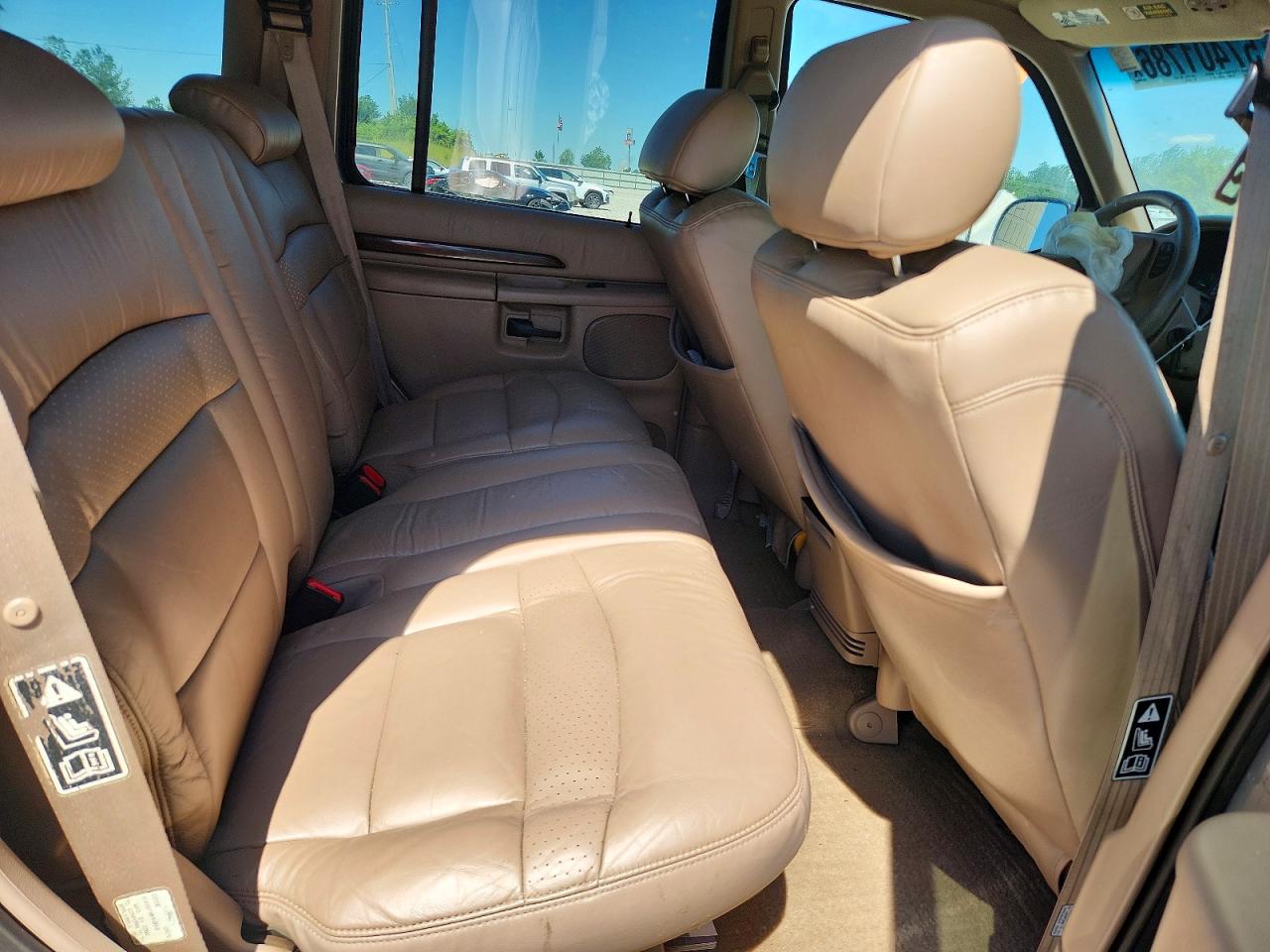 2001 Ford Explorer Limited Tan vin: 1FMDU75E41ZA34079