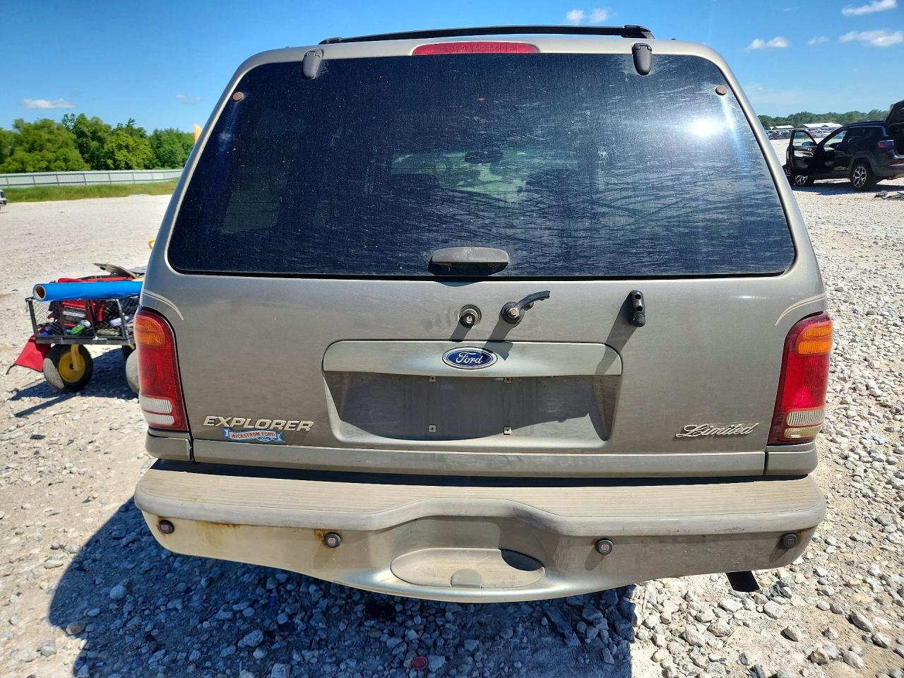 2001 Ford Explorer Limited Tan vin: 1FMDU75E41ZA34079