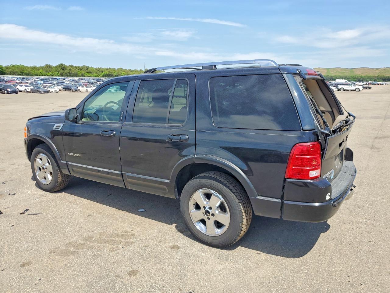 2004 Ford Explorer Limited Черный vin: 1FMDU75K64UB37902