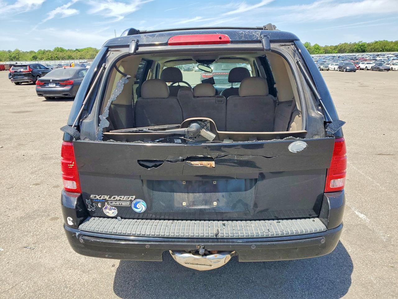 2004 Ford Explorer Limited Черный vin: 1FMDU75K64UB37902