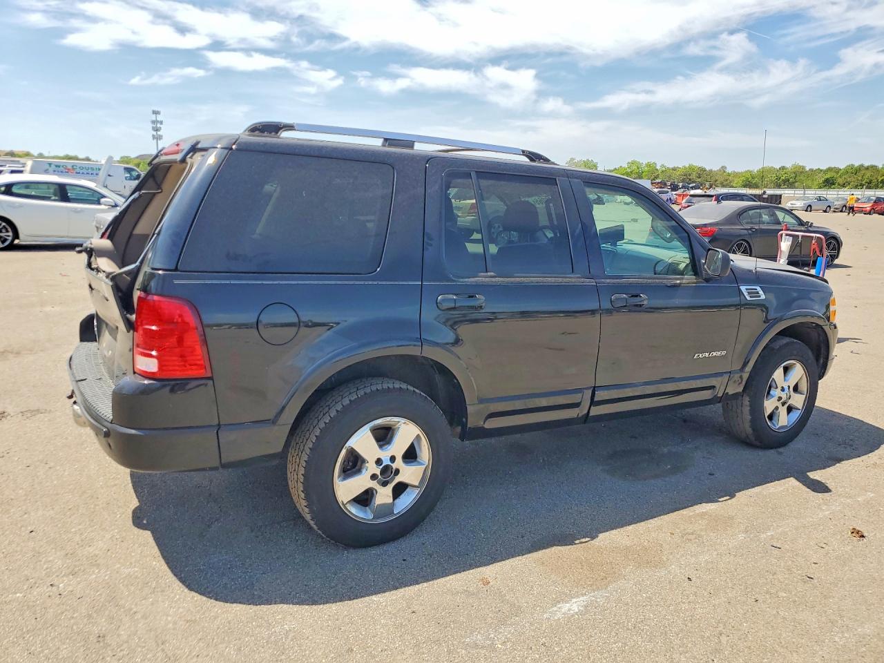 2004 Ford Explorer Limited Черный vin: 1FMDU75K64UB37902