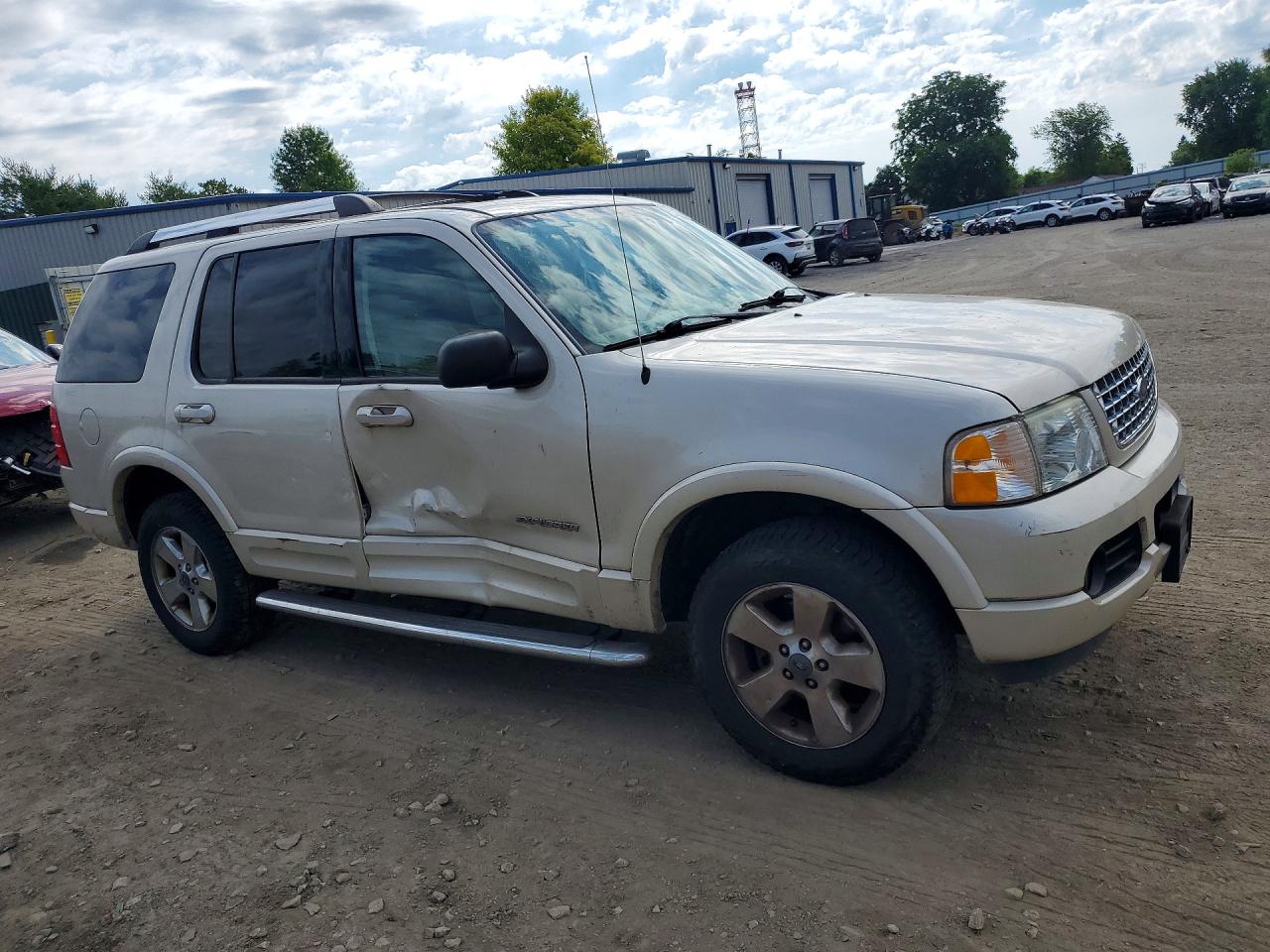 2005 Ford Explorer Limited Beige vin: 1FMDU75W05ZA27130
