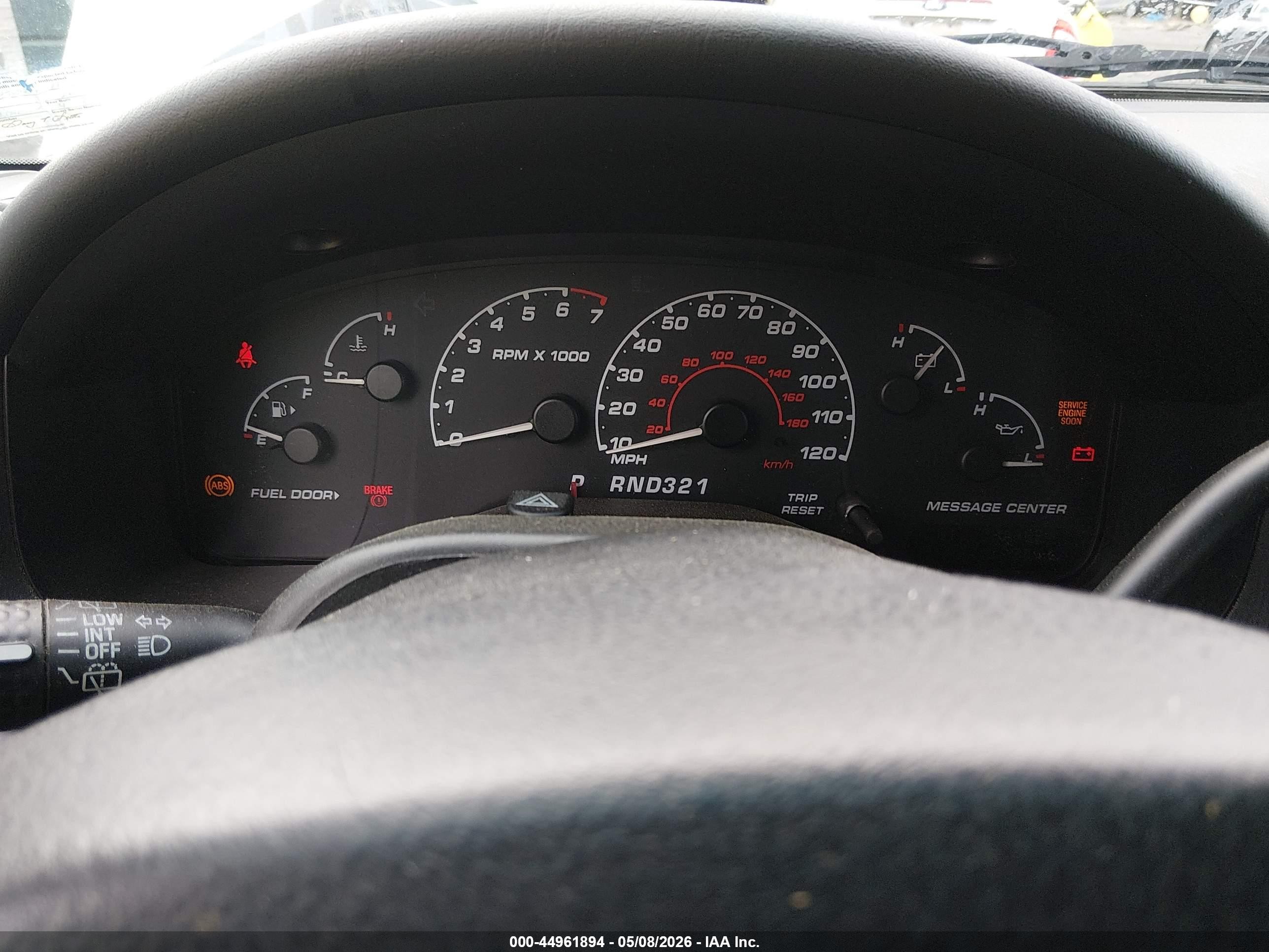 2002 Ford Explorer Limited Белый vin: 1FMDU75W12ZA95710