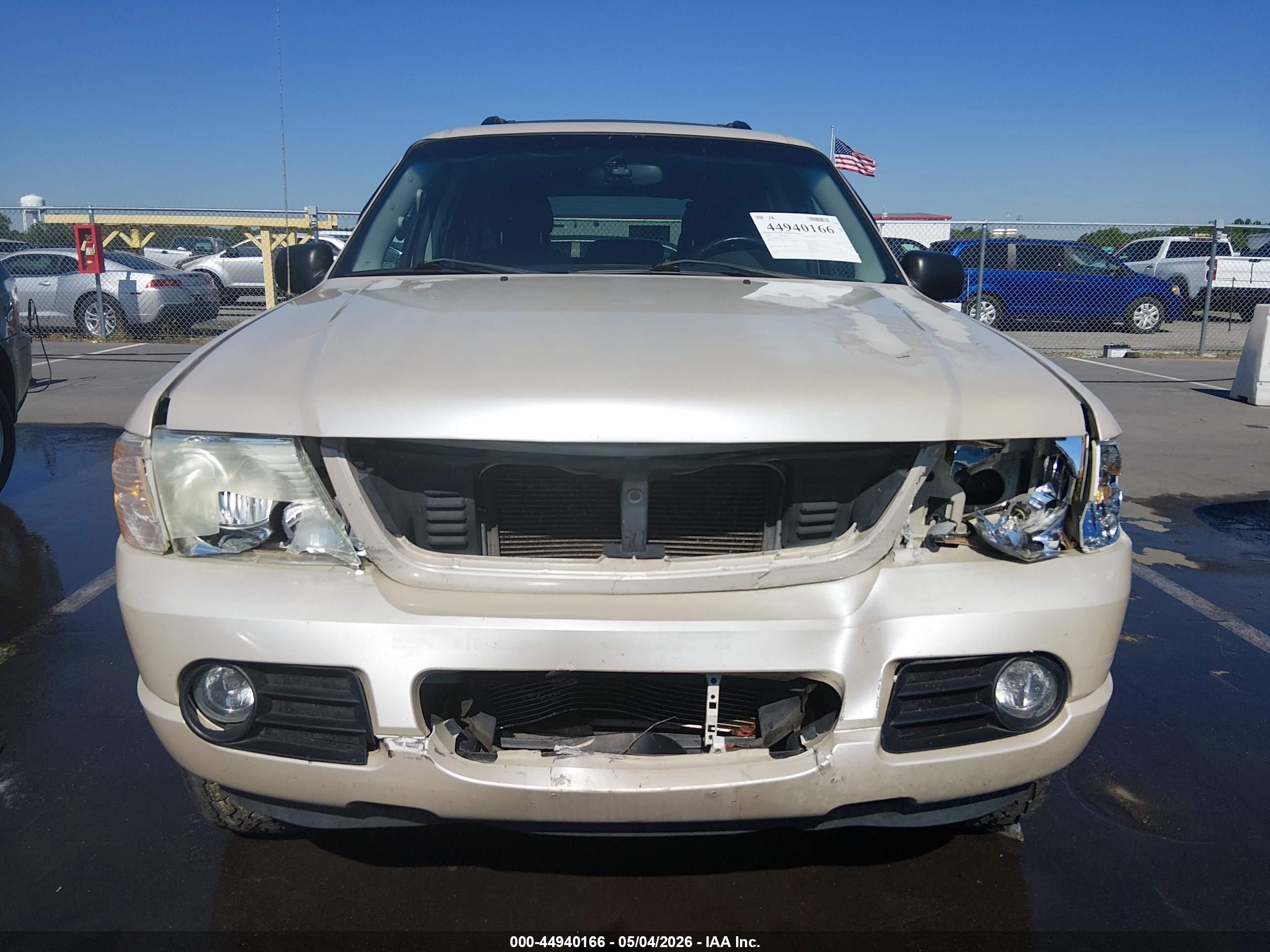 2005 Ford Explorer Limited Cream vin: 1FMDU75W15ZA44485