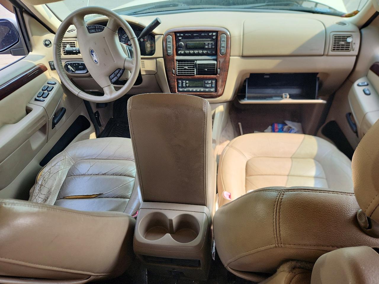 2005 Ford Explorer Limited Gold vin: 1FMDU75W25ZA00267