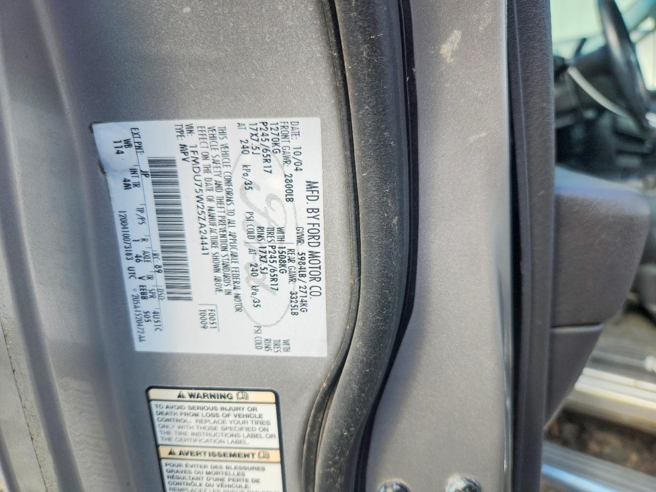 2005 Ford Explorer Limited Silver vin: 1FMDU75W25ZA24441