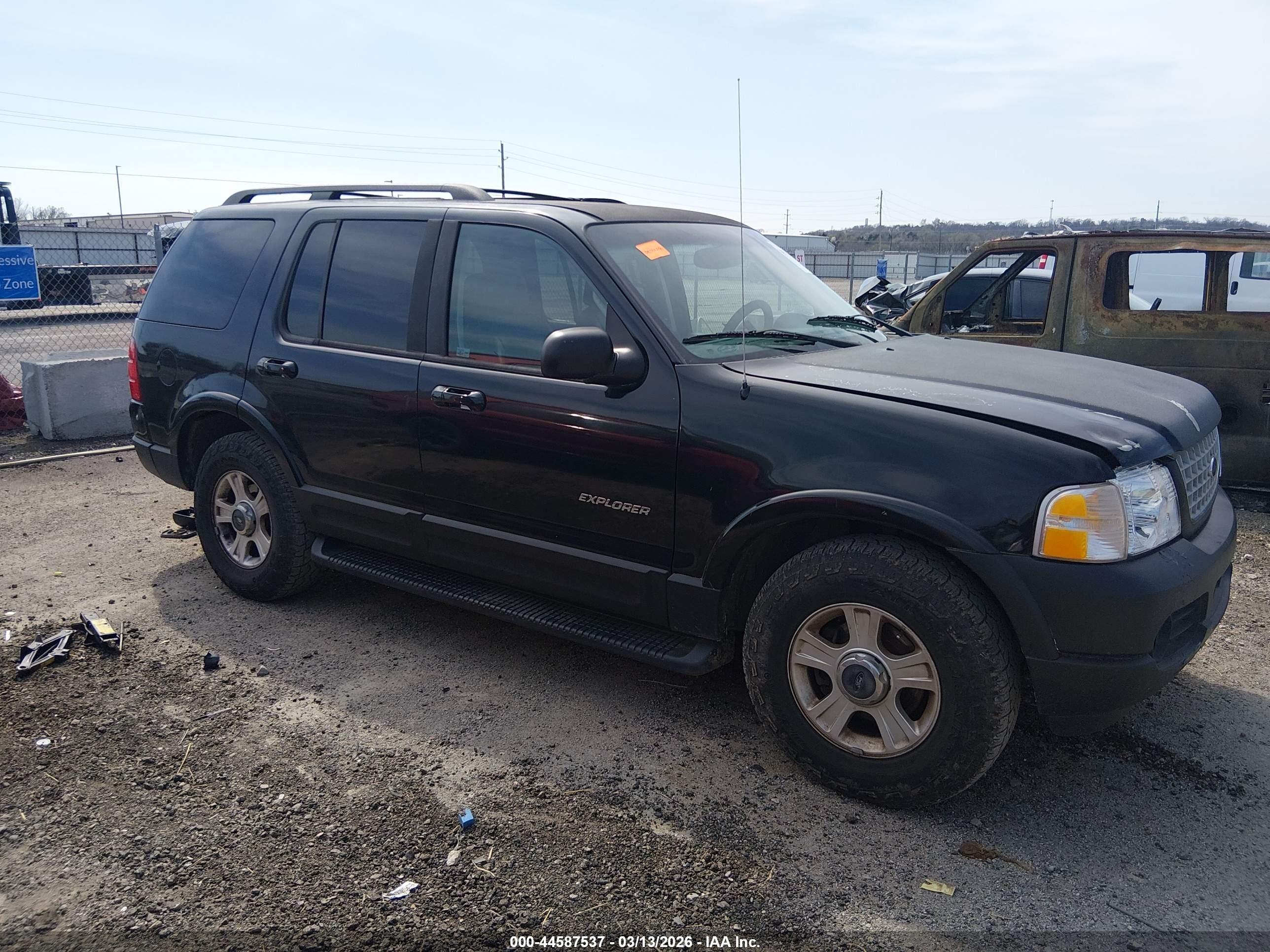 2002 Ford Explorer Limited Black vin: 1FMDU75W42ZB92769