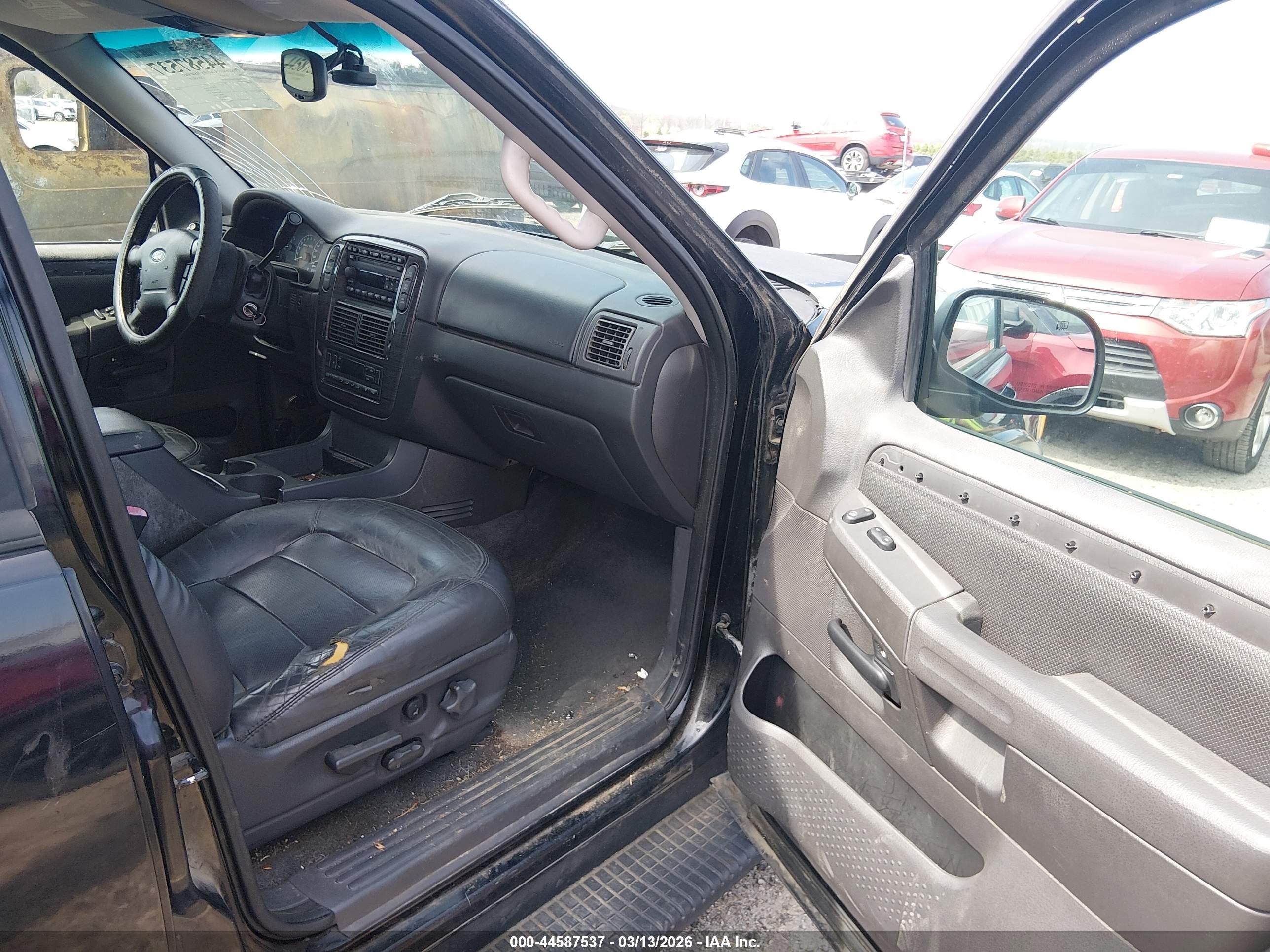 2002 Ford Explorer Limited Black vin: 1FMDU75W42ZB92769