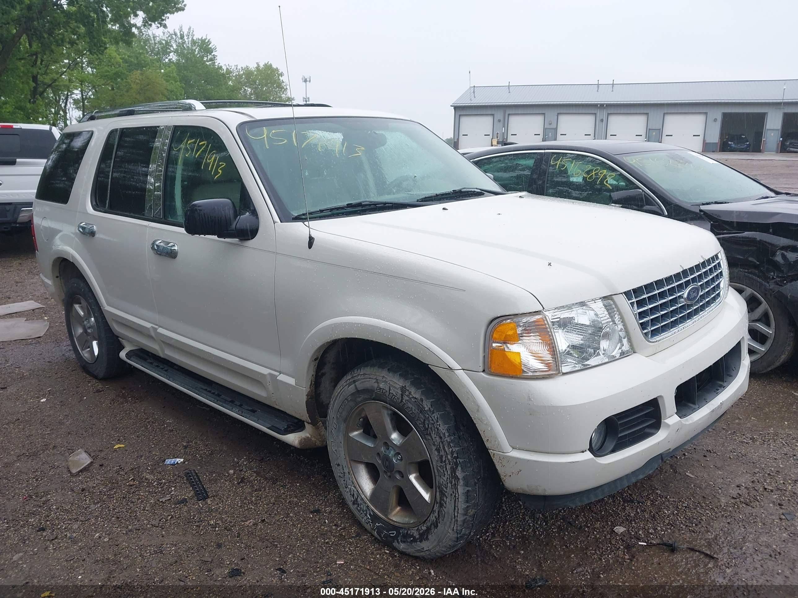 2003 Ford Explorer Limited White vin: 1FMDU75W53ZA83366