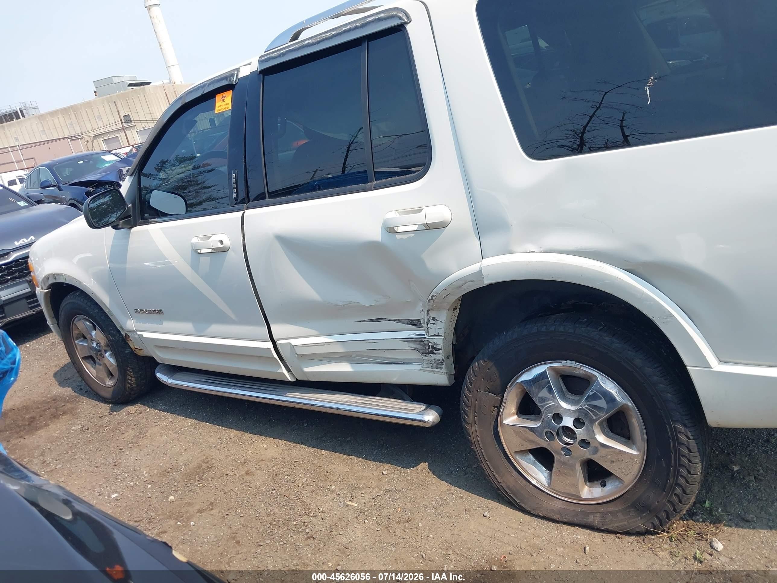2004 Ford Explorer Limited White vin: 1FMDU75W54ZB09496