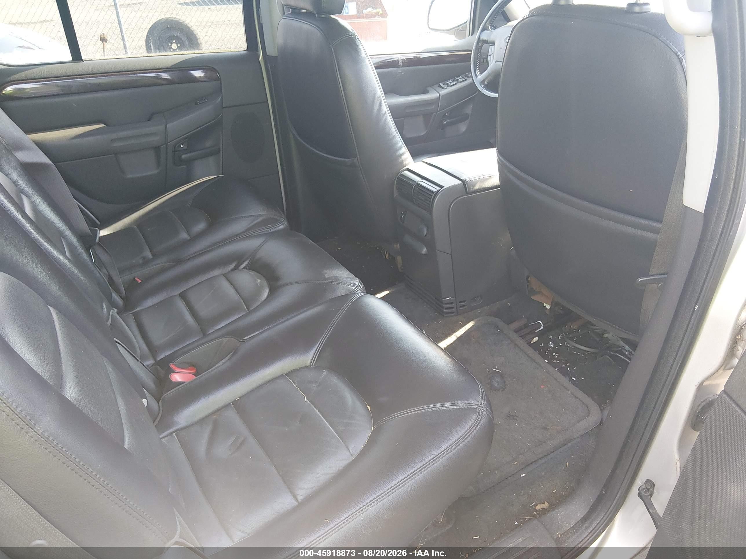 2003 Ford Explorer Limited Silver vin: 1FMDU75W93UC55623