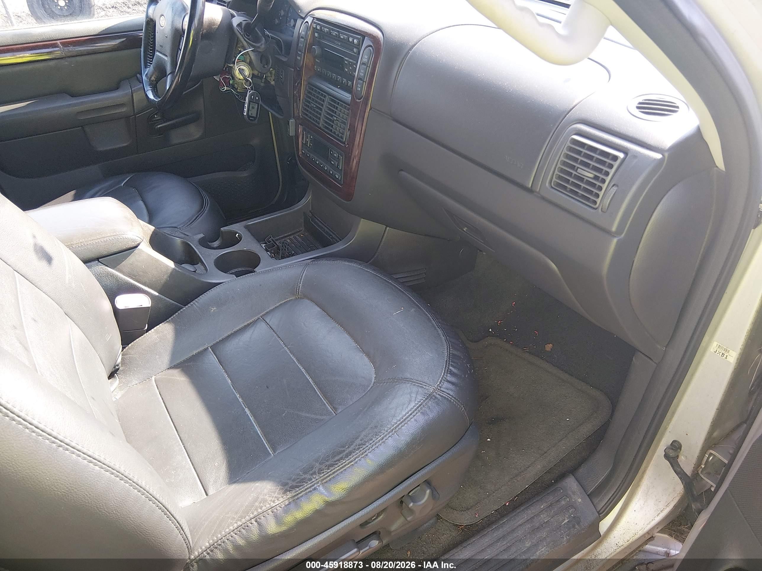 2003 Ford Explorer Limited Silver vin: 1FMDU75W93UC55623