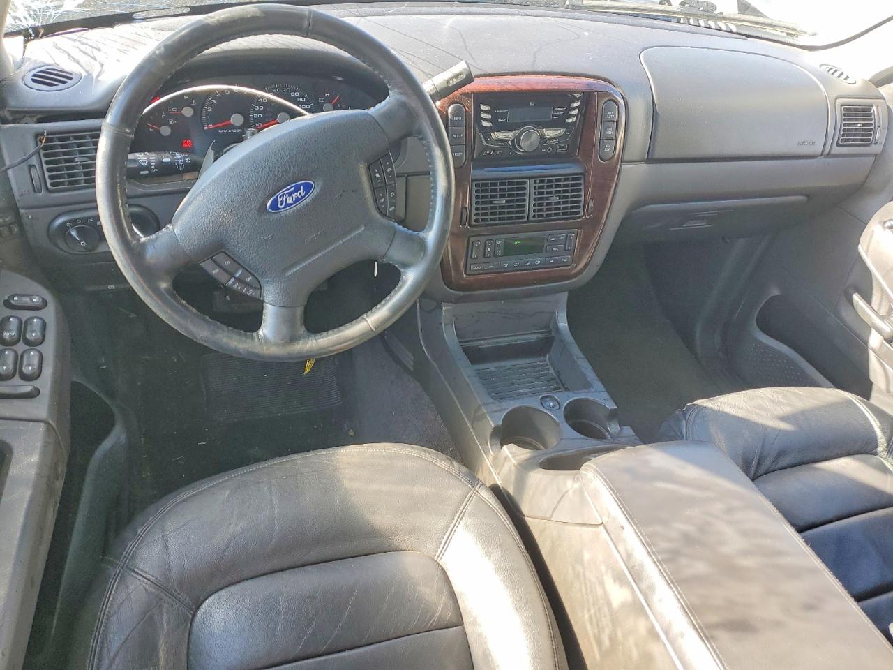 2005 Ford Explorer Limited Silver vin: 1FMDU75W95UA45543