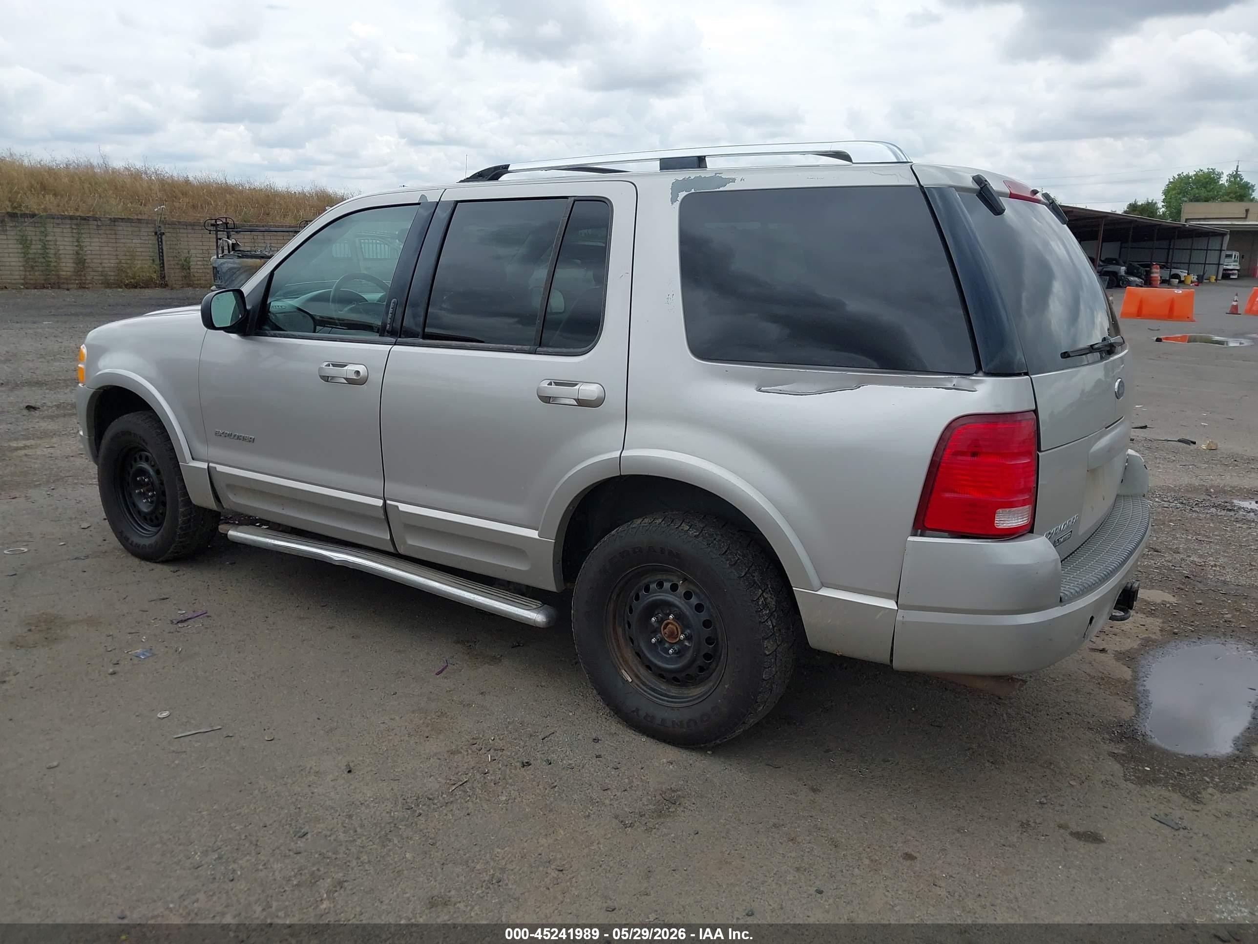 2004 Ford Explorer Limited Silver vin: 1FMDU75WX4UA72166